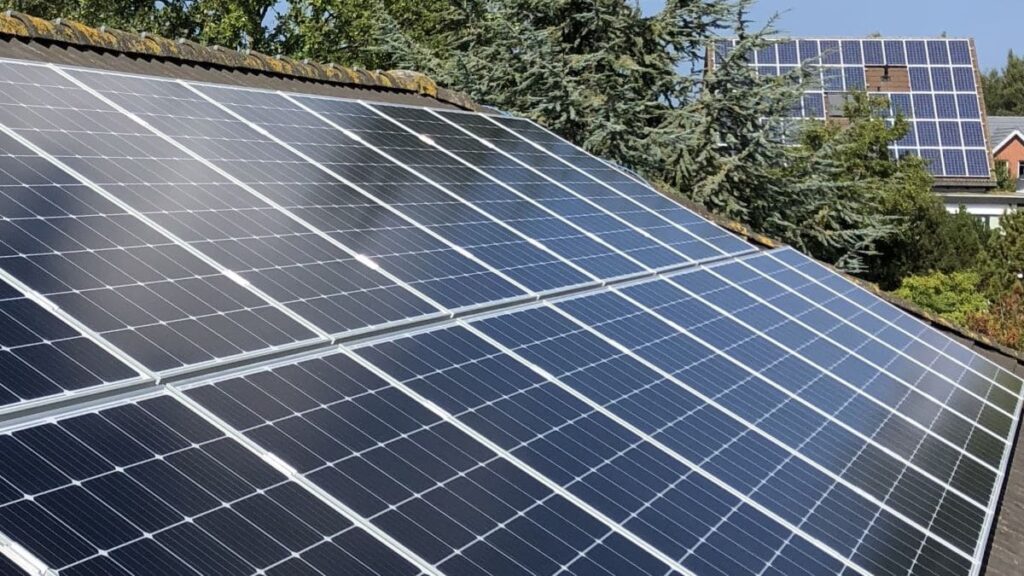 FAQ: Die 15 häufigsten Fragen unserer Kunden zur Photovoltaik